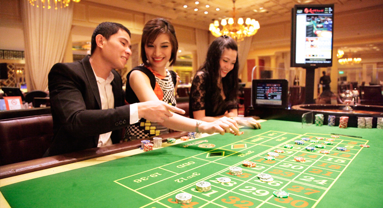 Play In Online Gambling